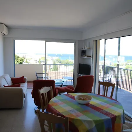 Pretty Haven Of Peace With Sea View Apartment Antibes